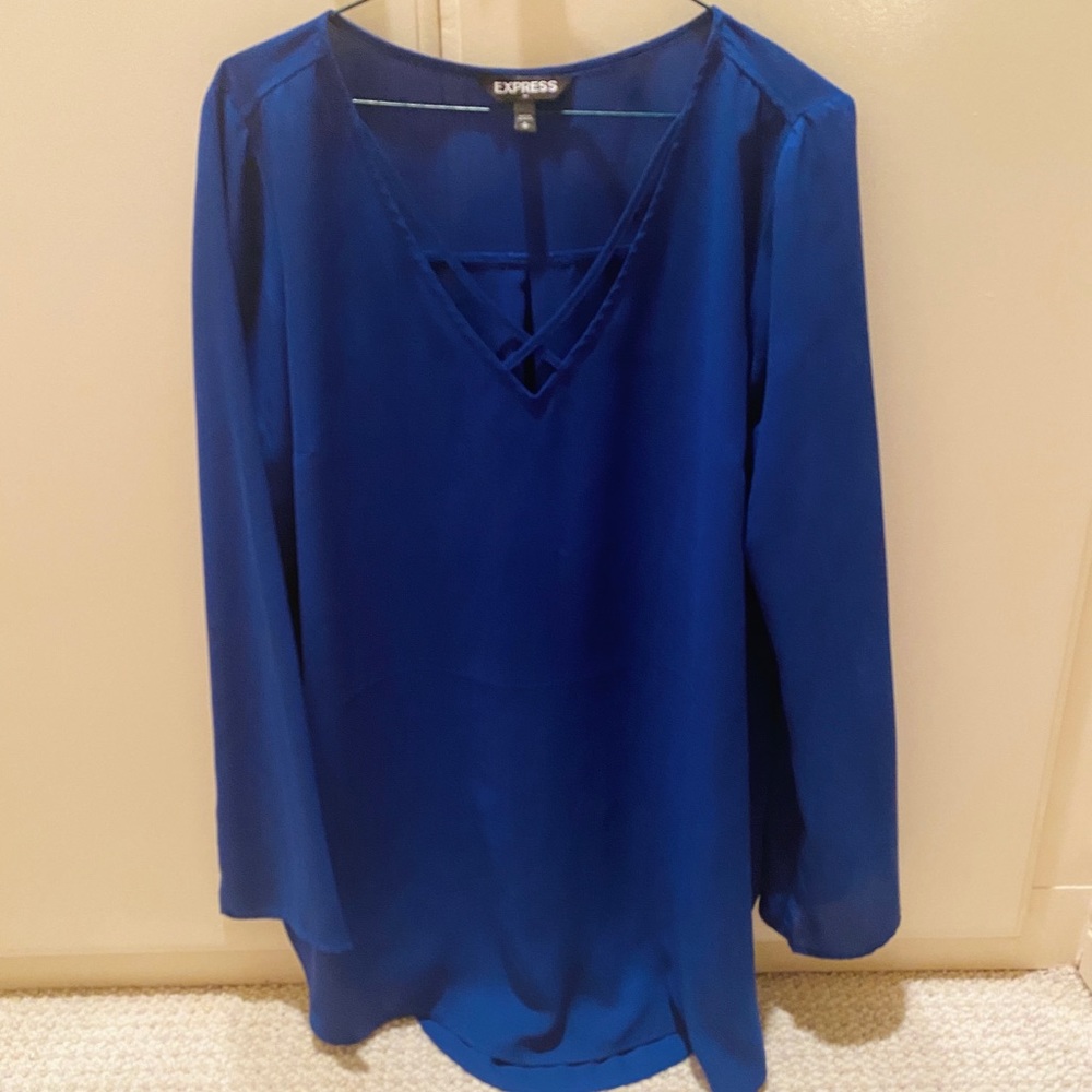 Sexy blue blouse!